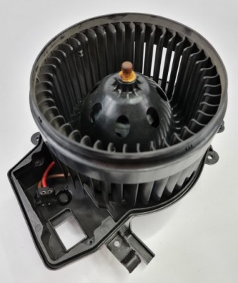 Вентилятор повітродувка mercedes clc w203 europa фото №1