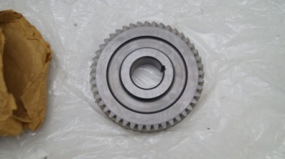 Nissan cabstar 2.5d 06- колесо зубчатое 1110c-a-a фото №1