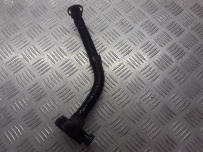 Вентиляция картера vw polo iv 9n 1.2 12v 03e103765c фото №1