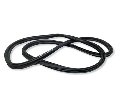 Hyundai i10 ii прокладка кузовная крышки задняя багажника 2013- фото №1