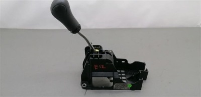 Ручка домкрат перемикання передач nissan note e12 1.2b фото №1