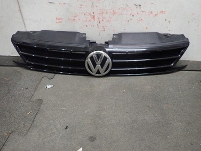 Решітка радіатора vw jetta 2015- 5c6853655e фото №1