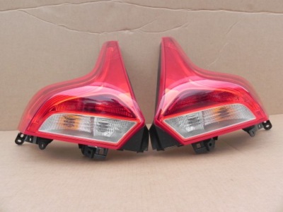 Volvo v40 2 cc 2 12- рестайлинг  фара правый задний  led идеальное фото №1