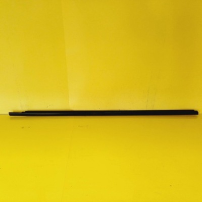 Молдинг уплотнитель правый перед ford galaxy lift nr244 фото №1