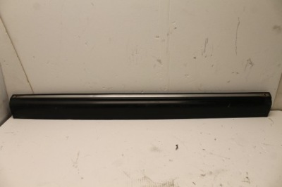 Молдинг нижняя задних дверь задний  mercedes w123 фото №1