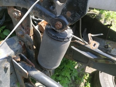 PODUSZKA ZAWIESZENIA KABINY MAN TGL