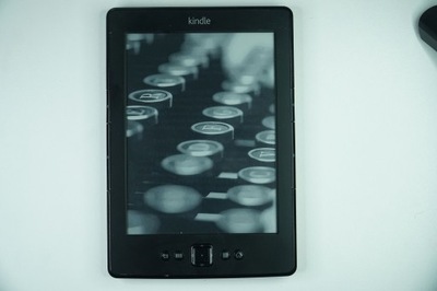 Czytnik Amazon Kindle 5 4 GB 6 " czarny