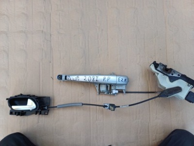 Ручка двері правий перед права передня peugeot 208 i ezr ezrc europa фото №1