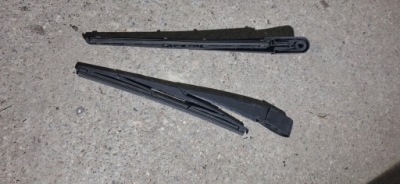 Двірник кришки задній peugeot 3008 2 оригінальна фото №1