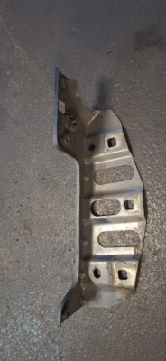 Кронштейн крила передній лівого  renault clio v фото №1