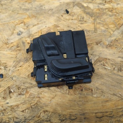 Панель керування сидіння пасажира mercedes w212 фото №1