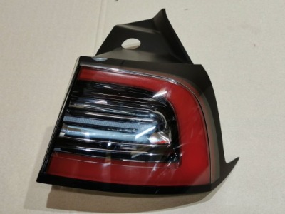 Tesla model 3 фара задня правий led задній 1502087-99-d фото №1