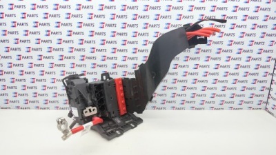 Bmw g30 g31 g11 розподільник струму клема 6802943 фото №1