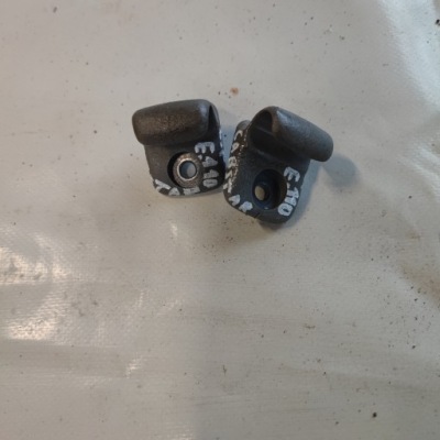 Nissan cab star e 110 3.0 d кронштейн защита солнцезащитный фото №1