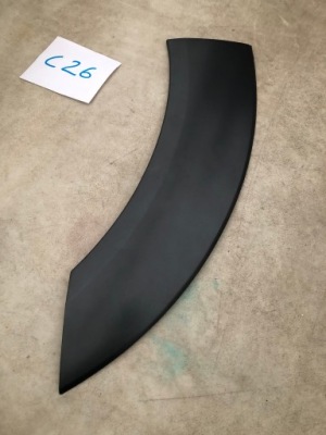 Молдинг крила лівий задня audi q7 4l0853817a фото №1