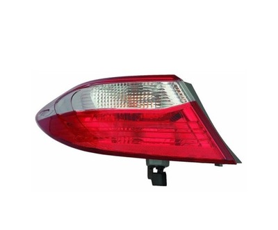 Лампа задняя toyota camry 15- 8155006640 правая nowa фото №1