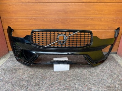 Volvo xc60 ii 2 r-design рестайлінг  21- решітка радіатора під  камера бампер передній 32234958 фото №1