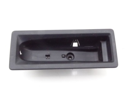 Citroen c5 iii 07-17 зарядний пристрій ліхтарики роз'єм фото №1