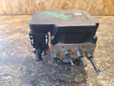 Насос abs toyota yaris iii 11- 89541-0d170 фото №1