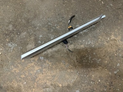 Audi a3 8y dekor led двері правий перед фото №1