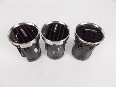 Решітка обдув peugeot 308 sw t7 07-13 1,6 vti фото №1