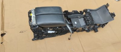 Тунель середній підлокітник range rover velar l560 eu фото №1