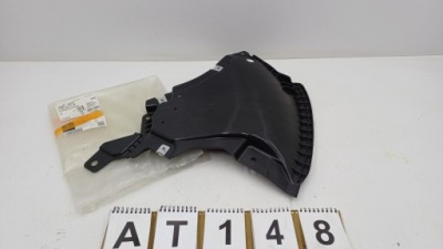 Mercedes eqe 295 захист відсік двигуна правий перед оригінал фото №1