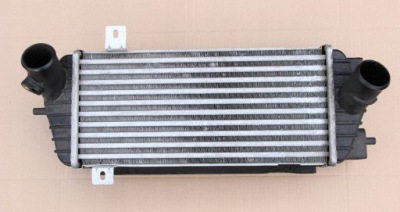 Ki13012uf радиатор воздуха kia sportage iii ql фото №1