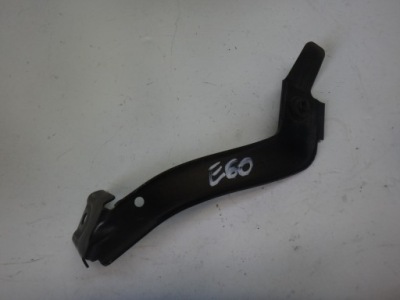 Кронштейн бампера лівий перед bmw e60 e61 фото №1