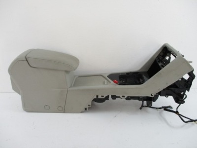 Подлокотник vw tiguan 5na фото №1