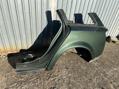 Крыло левый задняя audi a4 b6 kombi фото №1