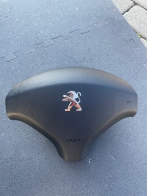 Подушка водителя peugeot 308 lift фото №1