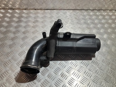 Патрубок шланг труба повітря bmw x1 f48 2.0i 7619268 фото №1