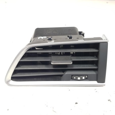 Решётка обдув правый перед 508 i 9686445377 фото №1