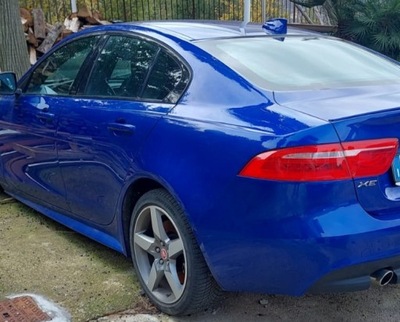 Xe x760 дверь левая передние kpl фото №1