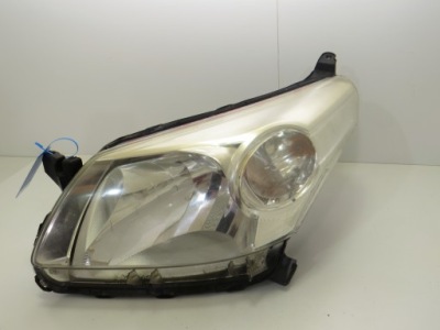 Лампа левый перед toyota urban cruiser 08-14r фото №1