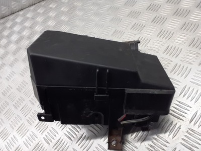 Коробка запобіжників mazda 6 gg 1.8 фото №1