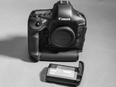 Canon EOS-1DC