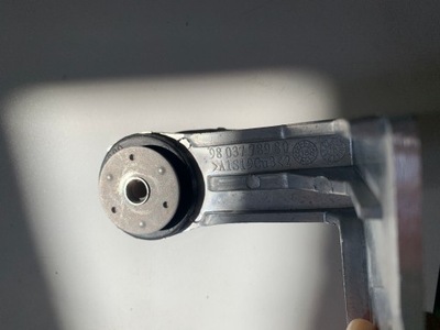 Peugeot partner / rifter 2018- кронштейн кронштейн интеркулер фото №1