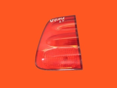 Toyota sequoia 2001 лампа ліва задня з кришки фото №1