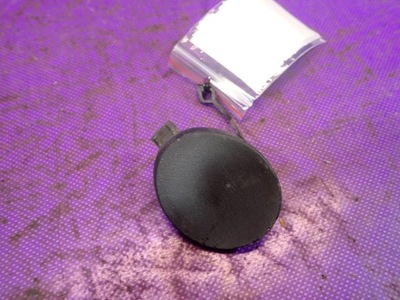 Audi a2 99- заглушка фаркоп бампера задня задня 8z0807441a фото №1