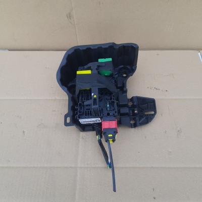 Коробка предохранителей peugeot 208 1.2 демонтаж фото №1