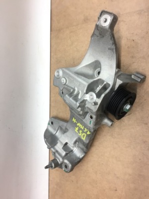 Citroen ds7 кронштейн основа компресор фото №1