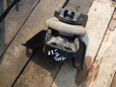 Kia sportage iv 2.0 crdi подушка двигателя правая фото №1