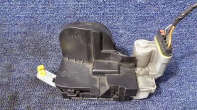 Замок дверь центральный правый задняя alfa romeo 147 фото №1