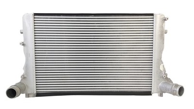 Интеркулер vw golf vi gti golf r 1k0145803p фото №1