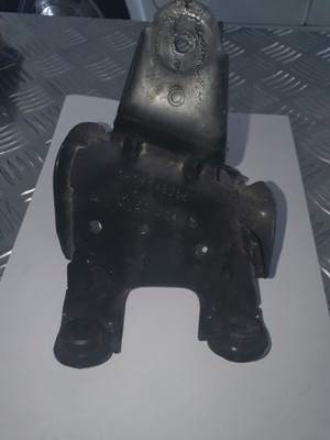 Кронштейн насоса abs vw passat b7 b8 фото №1