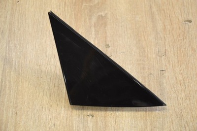 Заглушка треугольник дверь правый перед kia stinger фото №1