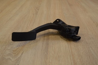 Педаль газа потенциометр cruze orlando 2.0 фото №1