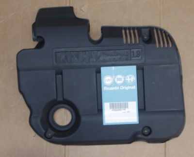 Крышка защита двигателя lancia musa nowa 735385136 фото №1
